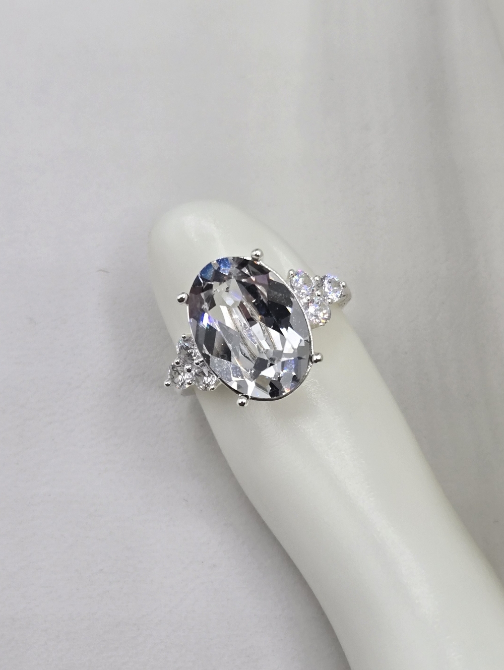 Swarovski Crystal Elements Silver Statement Ring Clear Size 6.75 Prom Bridal